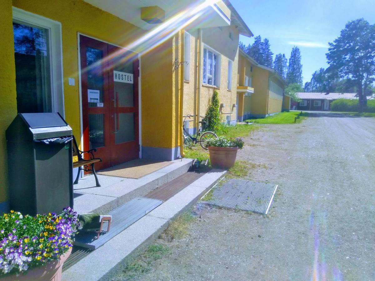 Hostel Vanha Koulu Monola Exterior foto
