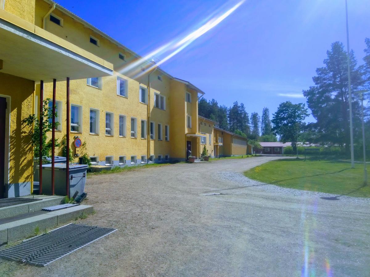 Hostel Vanha Koulu Monola Exterior foto